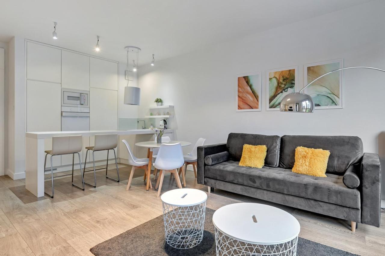 Dom&House - Apartamenty Nadmorski Dwór Gdańsk Exterior foto